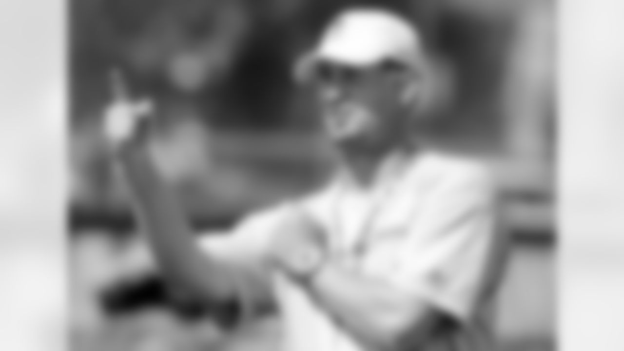 6) In their first game following the 9/11 tragedy, which player was carrying the United States flag when the Cowboys took the field to face the Chargers?
The NFL rightfully delayed games by a week after the 9/11 tragedy, so the Cowboys matchup against the Chargers was pushed back to Sept. 19, 2001. A truly emotional day, when it was time for the players to come out of the locker room and take the field, safety George Teague ran out of the tunnel carrying the flag high. Unfortunately, Dallas fell behind 14-0 in the first quarter and could never recover, eventually losing 32-21.