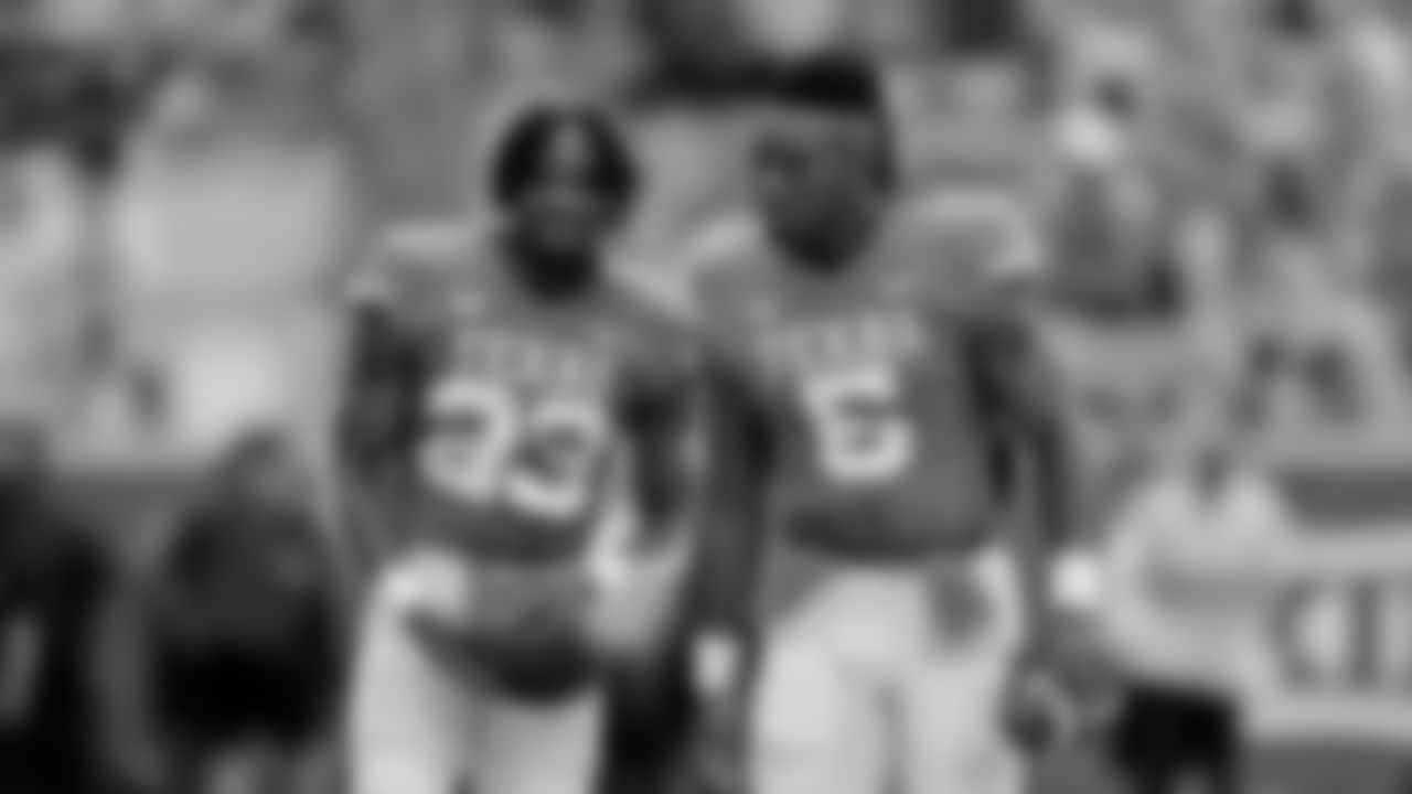 Blue had just 15 carries for 33 yards in his freshman season at Texas but got to soak up plenty from the elder classmen in the room that included future first-round pick Bijan Robinson, future second-round pick Jonathan Brooks, and future fourth-round pick Roschon Johnson.