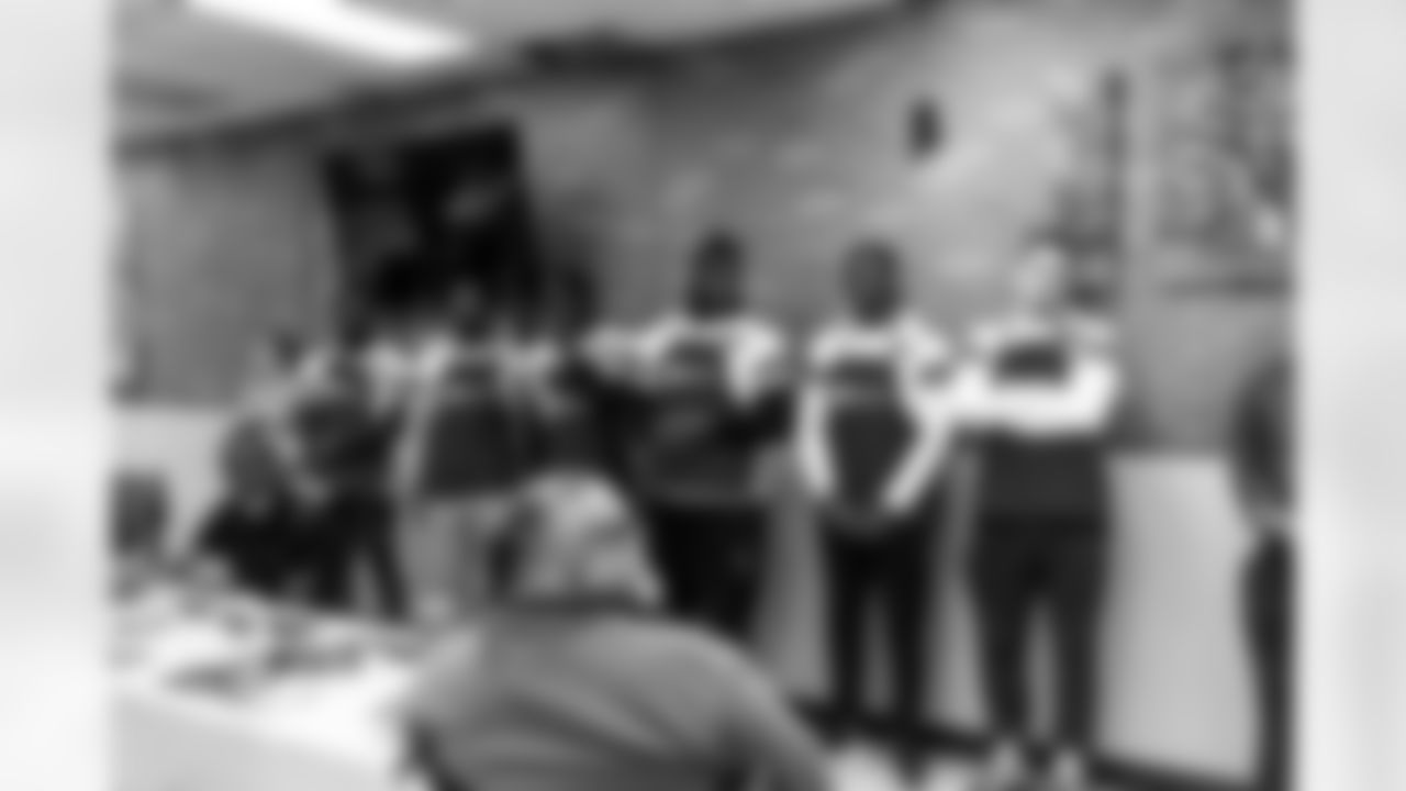 20251112_Early_Thanksgiving_FtWorth-24