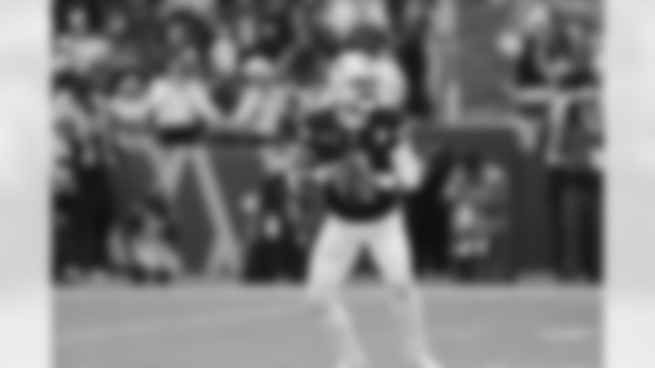 24 December 2025:   Views 
of the Dallas Cowboys during the first half of their NFL regular season game against the Washington Commanders at Northwest Stadium in Landover, Maryland.  Photo by James D. Smith/Dallas Cowboys