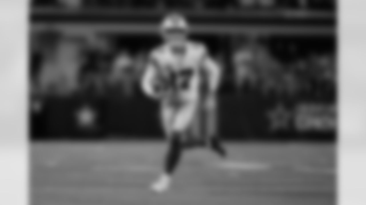 Trickery!
On the pregame broadcast, Dak Prescott said that the Cowboys needed to start this game fast and score a touchdown on the opening possession. They did just that, with Javonte Williams punching it in from the one-yard line.
What got them there, however, was a fake field goal. After it looked like Dallas was going to kick a 46-yarder to start things off, Bryan Anger flipped the ball over his head and behind his back to Brandon Aubrey, who picked up six yards and a first down to keep the drive alive.
After Dallas struggled with fakes on special teams a year ago, Dallas' first fake field goal since 2021 was executed perfectly and kept the drive alive, ultimately resulting in a touchdown rather than a field goal.