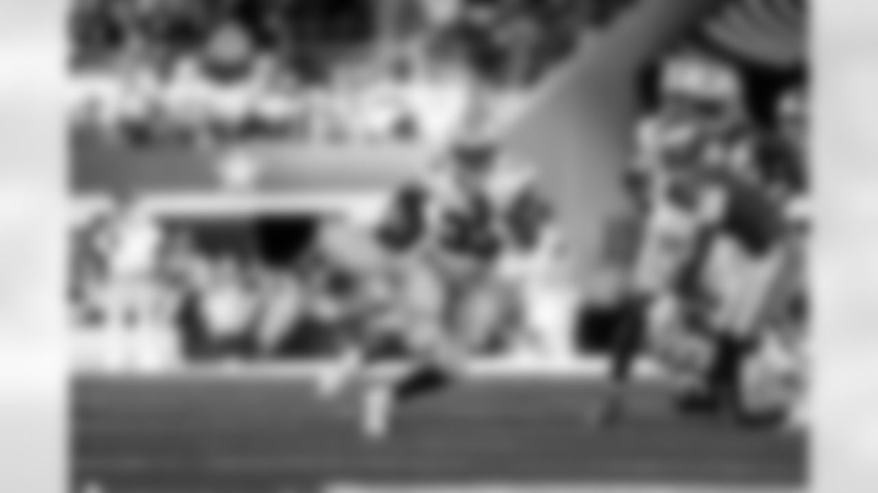 20251123_DAL_VS_PHI-213