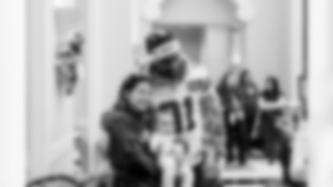 20251208_Cook's Fort Worth Hospital Visit_053