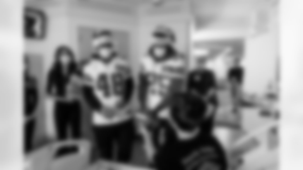 20251208_Cook's Fort Worth Hospital Visit_068