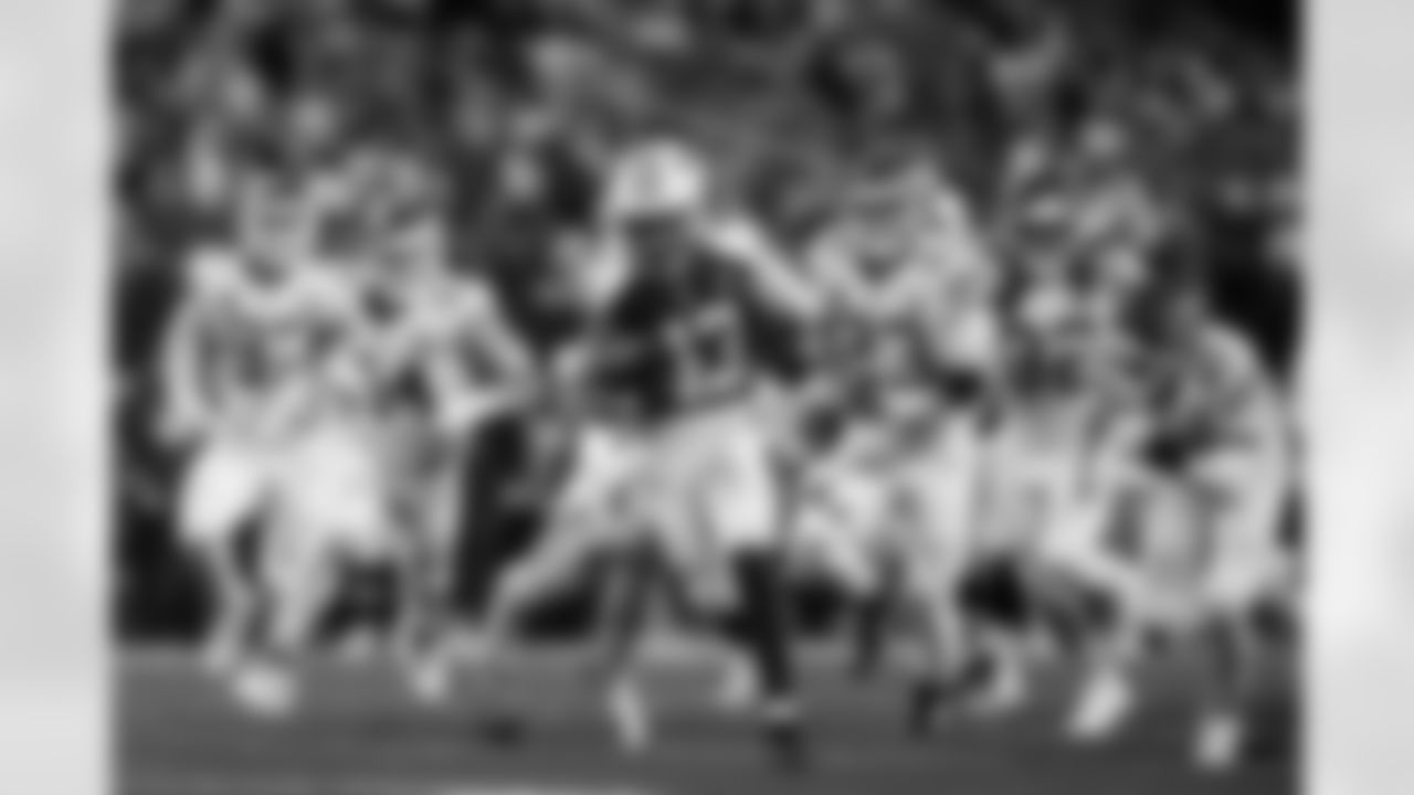 20251127_DAL_vs_KC_Action-145