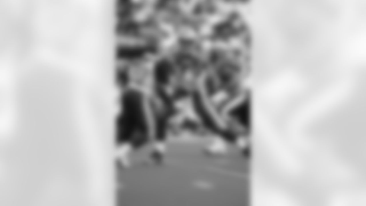 *20) True or False: Barry Sanders and Troy Aikman finished 1st and 3rd, respectively, in the 1988 Heisman Trophy voting, but the two flipped spots months later in the NFL Draft? *

True. Sanders won the 1988 Heisman Trophy and Aikman finished third behind Rodney Peete (USC). But in the ensuring NFL Draft, Aikman went No. 1 to Dallas, followed by Tony Mandarich to Green Bay and then Sanders, who was picked by the Lions. Ironically, the Cowboys ended up with three of the Top  6 players in that draft, landing Deion Sanders (5th) and Broderick Thomas (6th) through free agency in the 1990s.