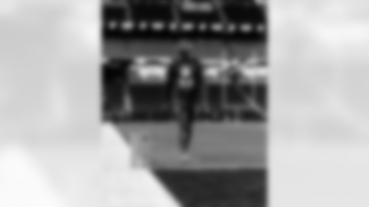 20251117_DAL_@_LV-126