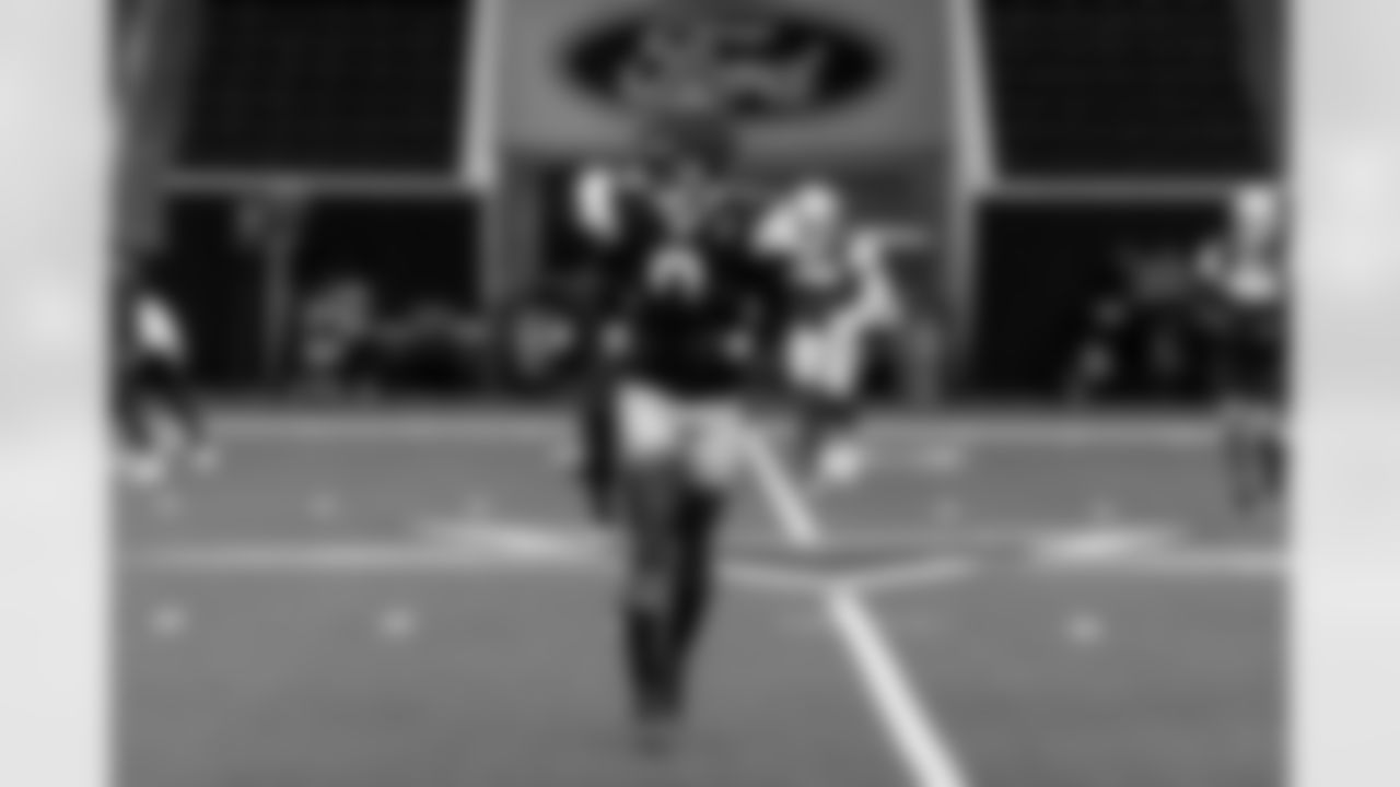 20251029_DAL_Practice-58