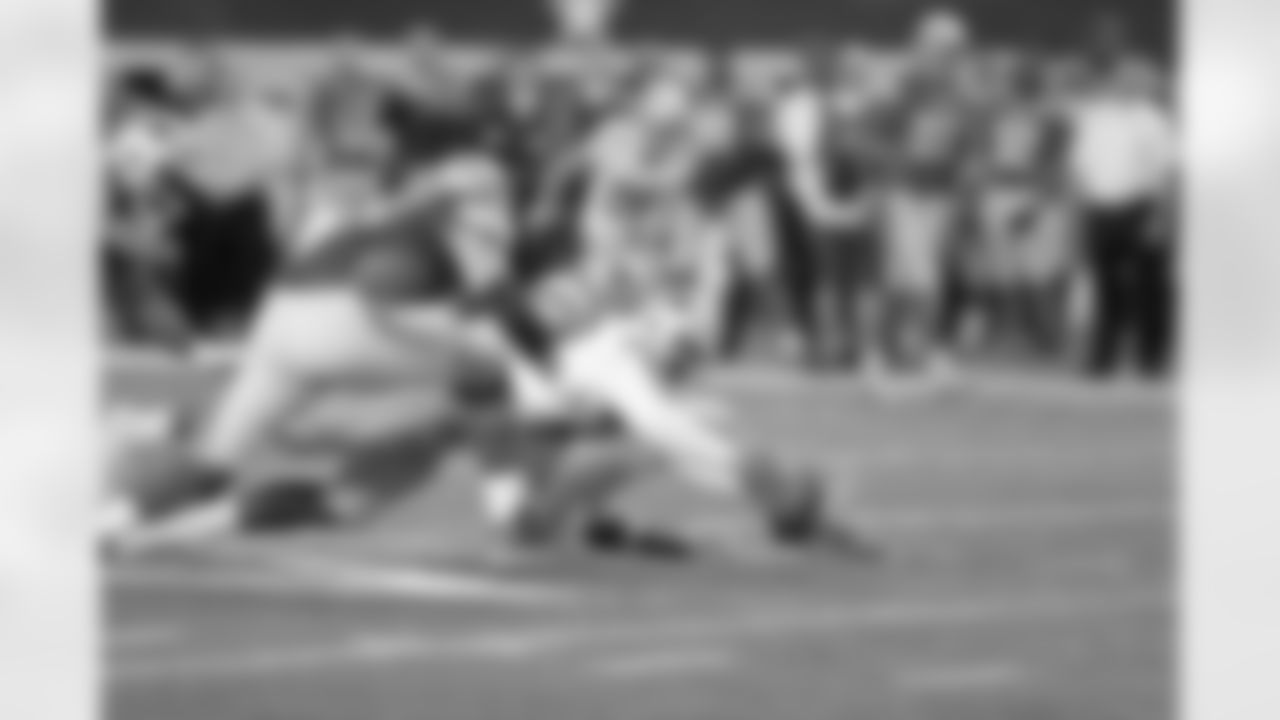 *9) What Dallas defensive lineman recorded two fumble recoveries in the Cowboys' showdown against the Lions in the 2014 wild-card round of the playoffs, the second of which was also a strip-sack that sealed the 24-20 win? *

DeMarcus Lawrence went from would-be goat to hero in just a few snaps. Although the Cowboys had a four-point lead with just over two minutes remaining, quarterback Matthew Stafford, a Dallas native, had the Lions on the move. And they'd been helped earlier in the possession when the rookie Lawrence picked up a fumble but tried to run with it, only to then fumble himself, which allowed Detroit to recover it and keep the drive going. But on fourth-and-3 at the Dallas 42-yard line, this time Lawrence forced Stafford to fumble, fell on the ball himself and stayed put, securing the Cowboys victory.