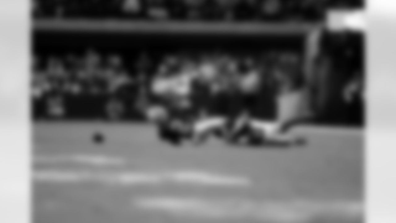 16 November 2025:   Views 
of the Dallas Cowboys during the first half of their NFL regular season game against the Las Vegas Raiders at Allegiant Stadium in Las Vegas, Nevada.  Photo by James D. Smith/Dallas Cowboys