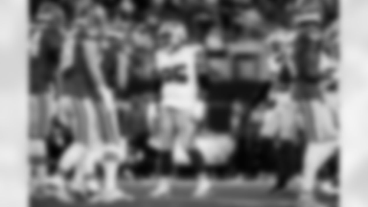 20251123_DAL_VS_PHI-310