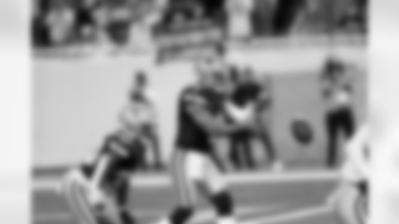 04 December 2025:   Views 
of the Dallas Cowboys during the first half of their NFL regular season game against the Detroit Lions at Ford Field in Detroit, Michigan.  Photo by James D. Smith/Dallas Cowboys