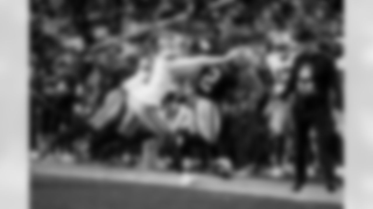 20251117_DAL_@_LV-560