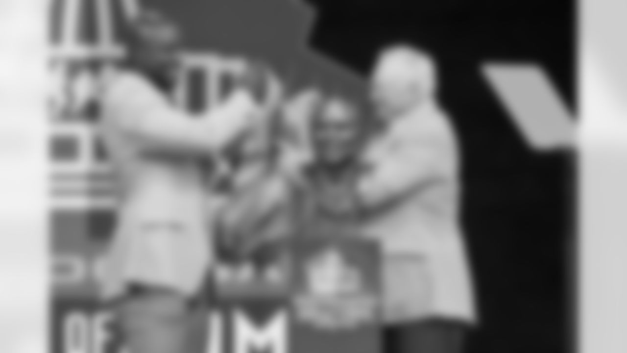1) This pass-rushing linebacker is the Cowboys' all-time leader in sacks but finished out his NFL career with three seasons in Denver before being enshrined in the Pro Football Hall of Fame.
DeMarcus Ware set the franchise record with 117 sacks in nine seasons with Dallas, which included seven straight Pro Bowl invites from 2006-12 as well as four first-team All-Pro honors. He signed as a free agent with Denver in 2014 and earned two more Pro Bowl nods while also helping the Broncos win a Lombardi Trophy in 2015. Ware was enshrined in the Pro Football Hall of Fame and the Cowboys Ring of Honor in 2023.