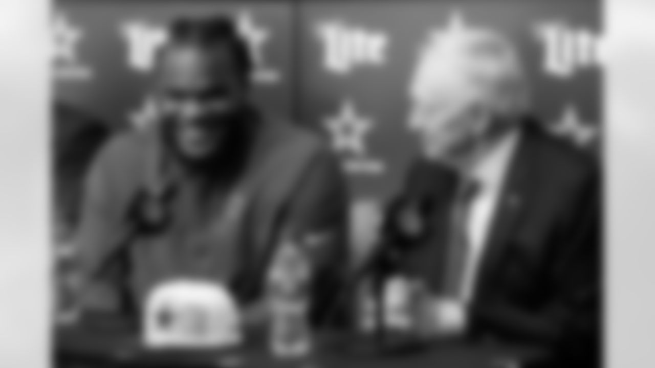 Mazi Smith, 26th overall, Cowboys, 2023
Mazi Smith and Jerry Jones at the introductory press conference to introduce the defnisve tackle.
Smith was the first Cowboys defensive tackle taken in the first round in 32 years. The previous was Russell Maryland, the No. 1 pick in 1991.