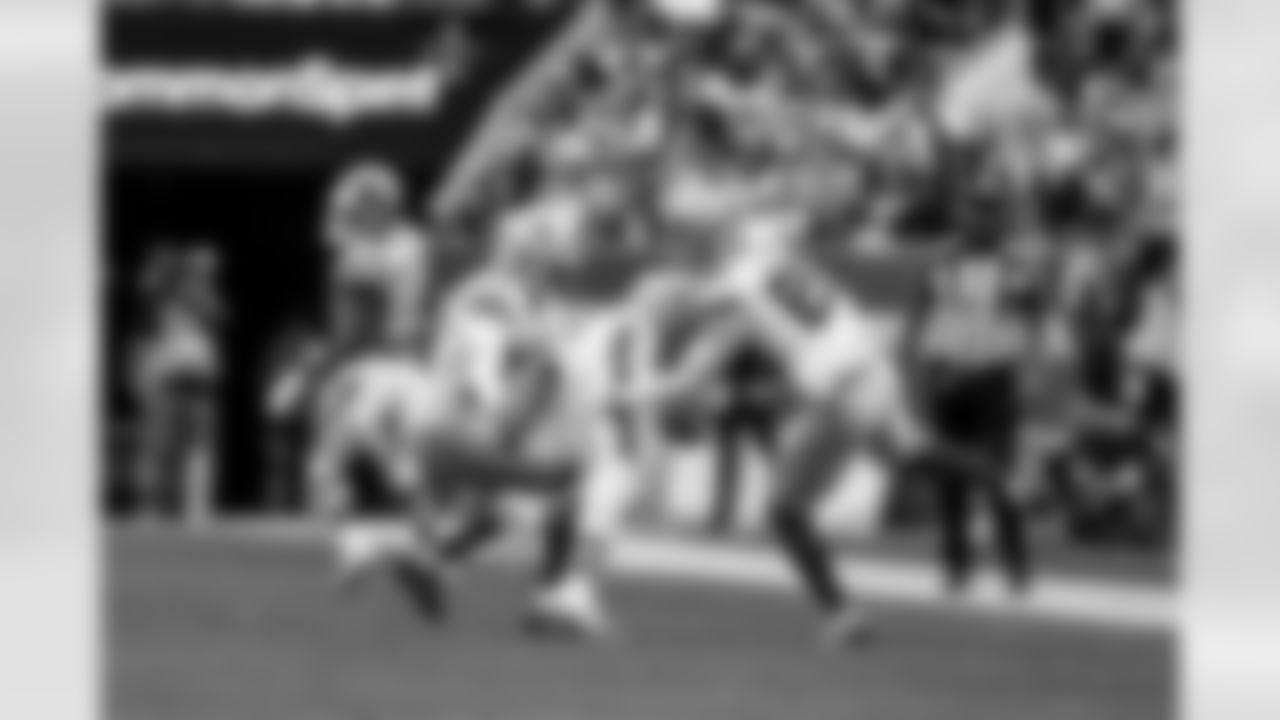 20251026_DAL_@_DEN-387