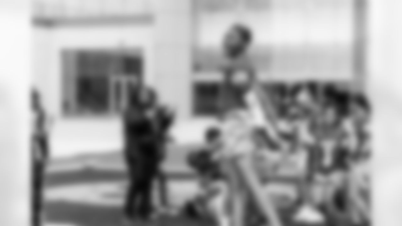 20250426_Flag Football_235