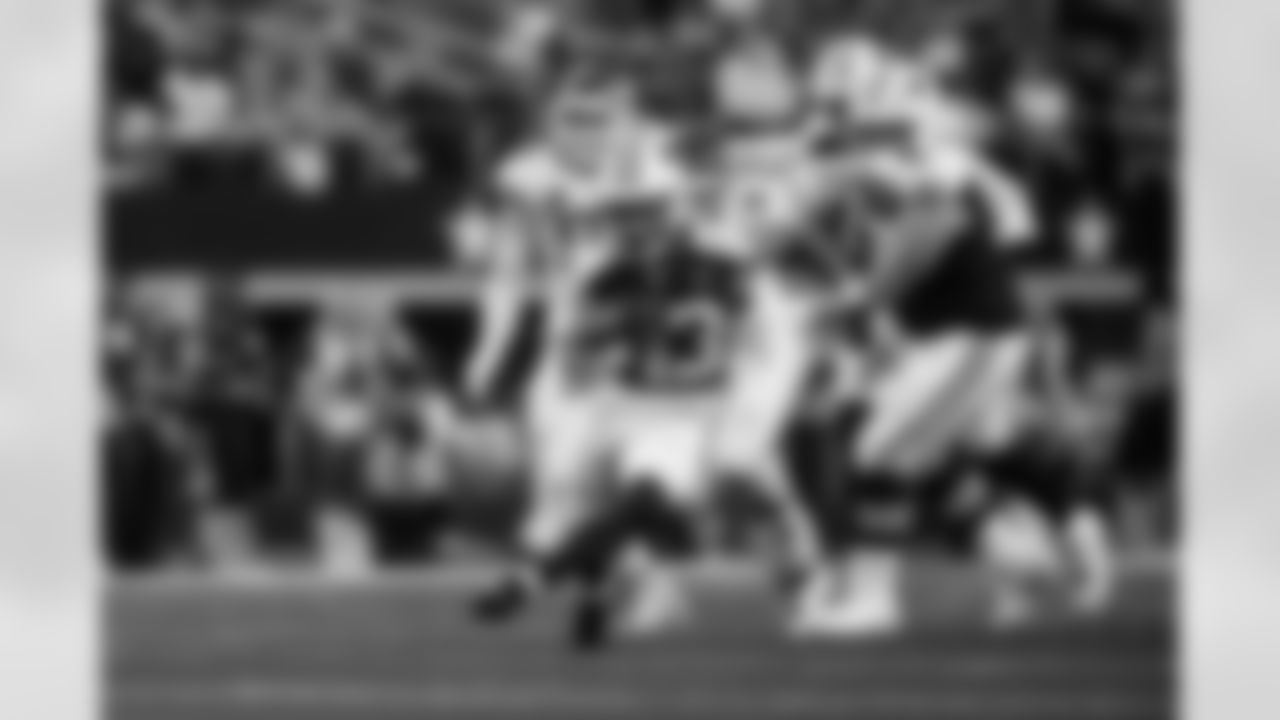 20251127_DAL_vs_KC_Action-141