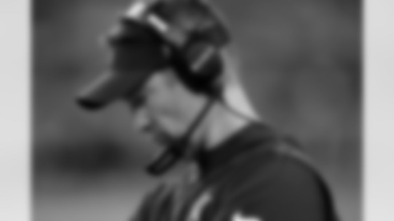 Red Zone, 3rd Down Woes
The Cowboys' offense has been statistically one of the best in the NFL throughout the entire season, but their Achilles heel has been scoring touchdowns in the red zone and keeping drives alive on third down. That was the case again on Sunday night.
On five red zone trips, the Cowboys scored touchdowns on just two of them. On the other three trips, the Cowboys settled for three field goals. On third down, Dallas finished two of 12, good for just 16.7%.
"Situationally, we didn't play very good tonight offensively," Cowboys head coach Brian Schottenheimer said. "We weren't very good on third down, and we weren't very good in the red zone. And that's why you see us struggle in the second half, and that's kind of where it starts."