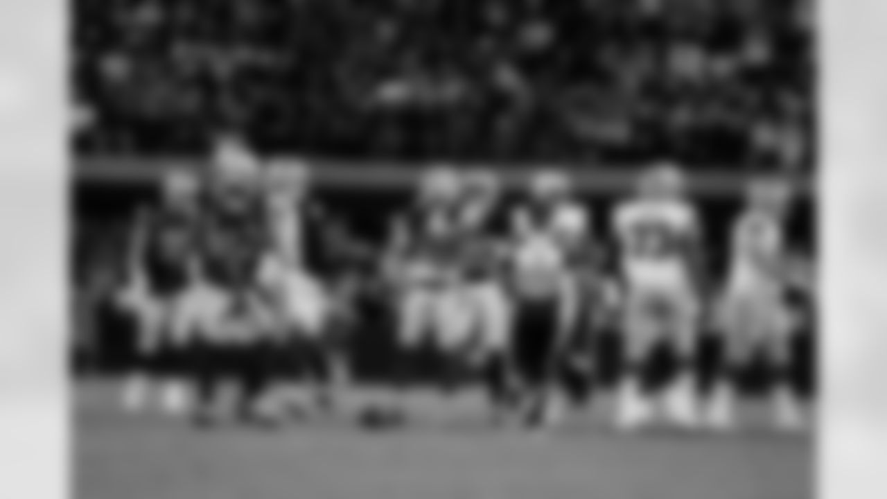 16 November 2025:   Views 
of the Dallas Cowboys during the first half of their NFL regular season game against the Las Vegas Raiders at Allegiant Stadium in Las Vegas, Nevada.  Photo by James D. Smith/Dallas Cowboys