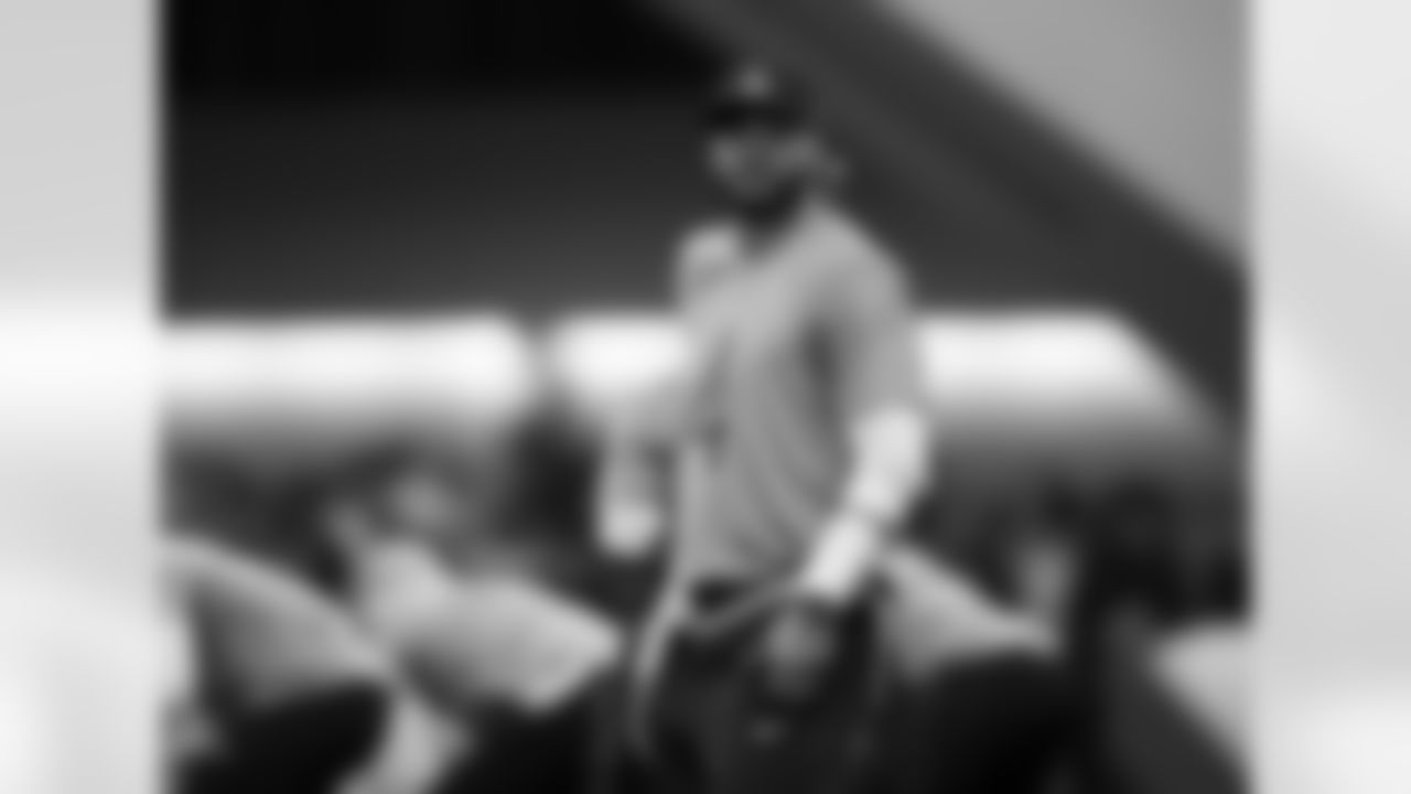 Dallas Cowboys quarterback Dak Prescott (4) looks on during the 2026 Pro Bowl team practice on Monday, February 2, 2026 in San Francisco. (Kara Durrette/NFL)