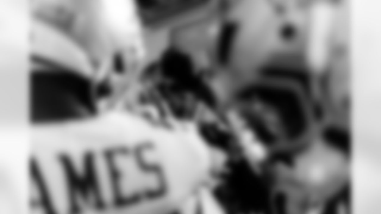 20251117_DAL_@_LV-207