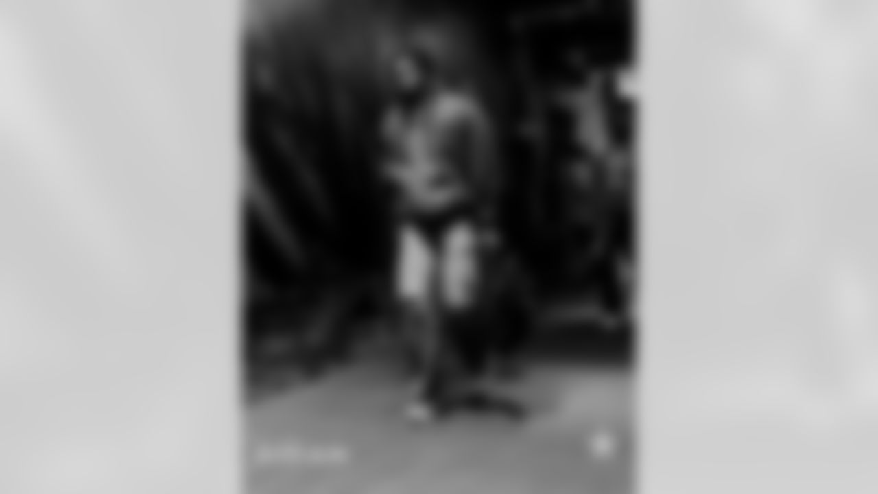 20251012_DAL_@_CAR-31