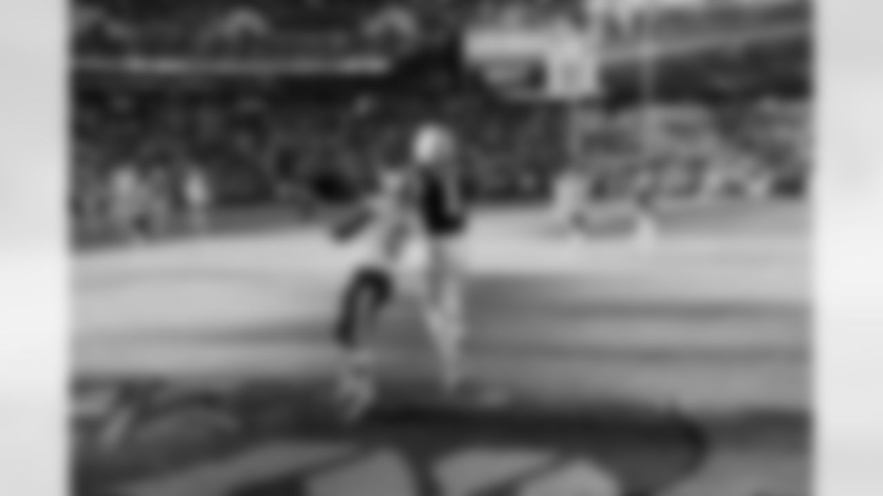 24 December 2025:   Views 
of the Dallas Cowboys during the first half of their NFL regular season game against the Washington Commanders at Northwest Stadium in Landover, Maryland.  Photo by James D. Smith/Dallas Cowboys