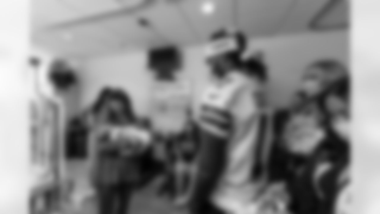 20251208_Hospital_Visits_Medical_City-35