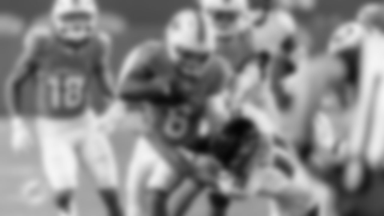 Miami Dolphins wide receiver Malik Washington (6) runs the ball during an NFL football game against the Baltimore Ravens on Thursday, Oct. 30, 2025 in Miami Gardens, FL. (Tomas Diniz Santos/Miami Dolphins via AP)