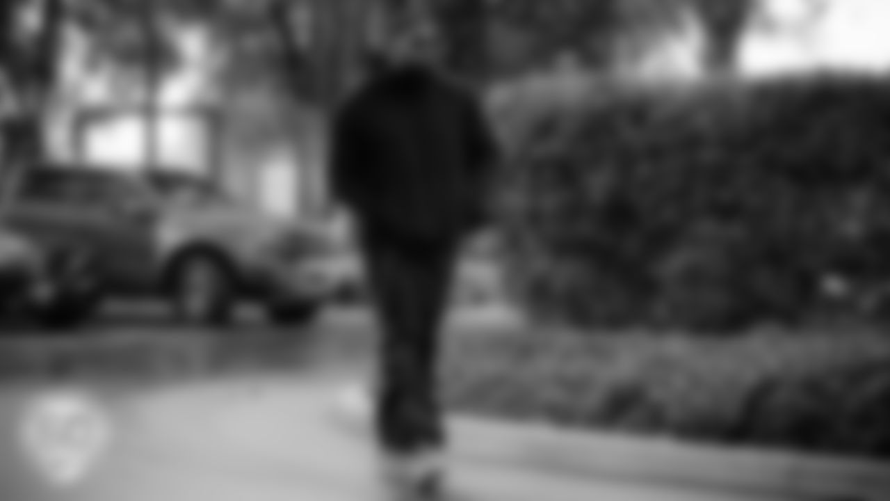 Miami Dolphins linebacker Jordyn Brooks (20) arrives before an NFL football game against the Cincinnati Bengals on Sunday, Dec. 21, 2025 in Miami Gardens, FL. (Raul Maristany/Miami Dolphins via AP)