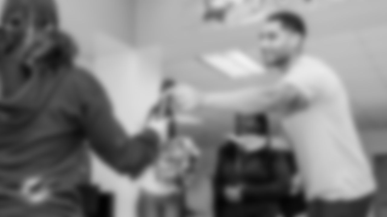 251118-ValuesMatterMiamiJacksonHighschool-RG007