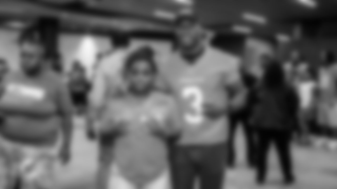 251104-GoyaThanksgiving-TDS07