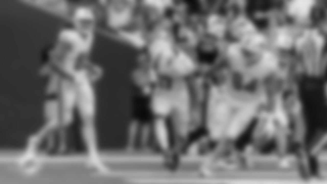 Miami Dolphins wide receiver Jaylen Waddle (17) celebrates a touchdown during an NFL football game against the Buffalo Bills on Sunday, Nov. 9, 2025 in Miami Gardens, Fla. (Jose Pineiro/Miami Dolphins via AP)