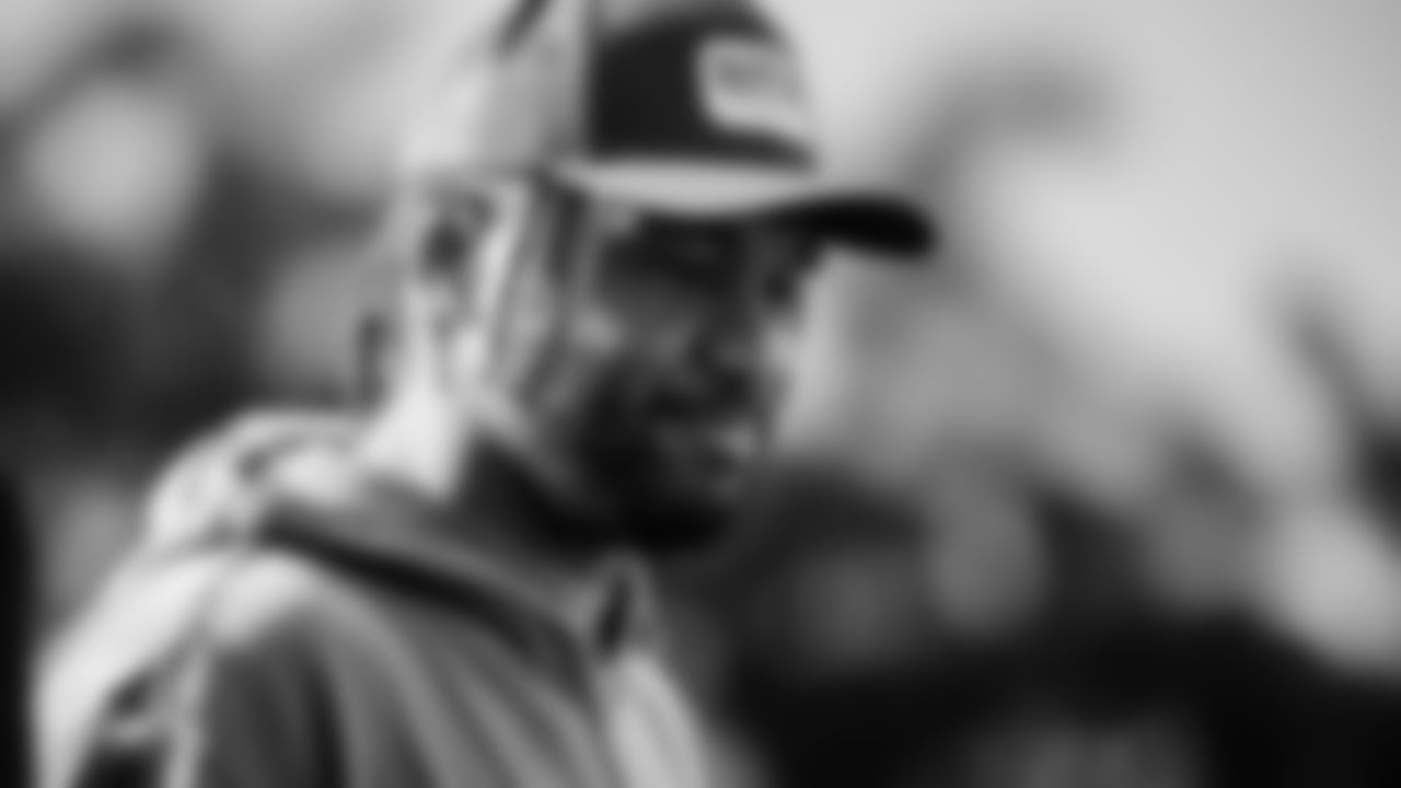 Miami Dolphins quarterback Tua Tagovailoa (1) arrives before an NFL football game against the Baltimore Ravens on Thursday, Oct. 30, 2025 in Miami Gardens, FL. (Tomas Diniz Santos/Miami Dolphins via AP)