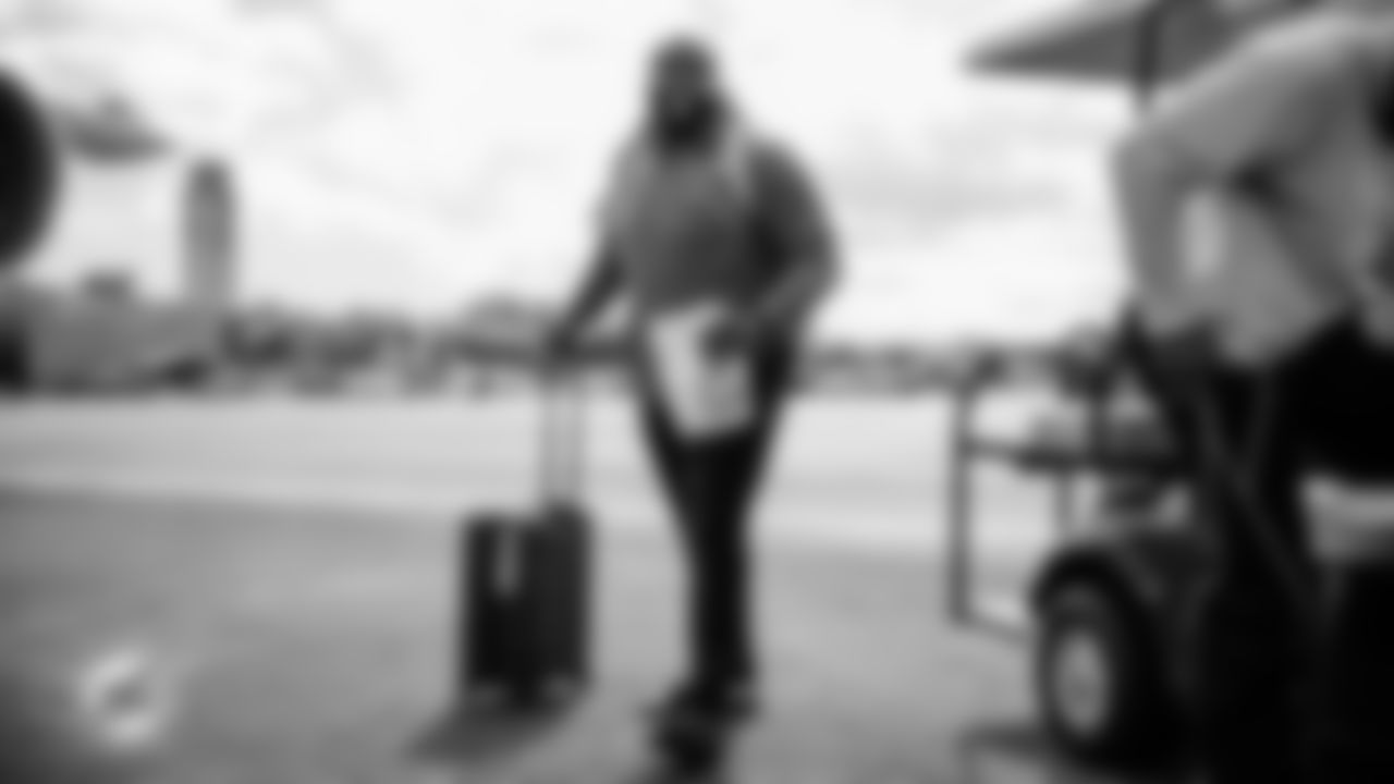 Miami Dolphins defensive tackle Benito Jones (95) during arrivals to the plane for travel to New York on Saturday, Dec. 6, 2025, in Fort Lauderdale, Fla. (Tomas Diniz Santos/Miami Dolphins)