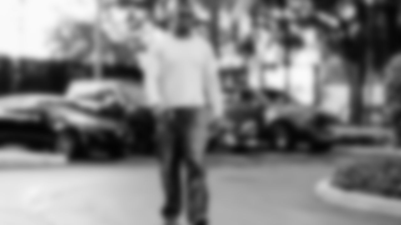 Miami Dolphins linebacker Quinton Bell (56) arrives before an NFL football game against the Buffalo Bills on Sunday, Nov. 9, 2025 in Miami Gardens, Fla. (Tomas Diniz Santos/Miami Dolphins via AP)