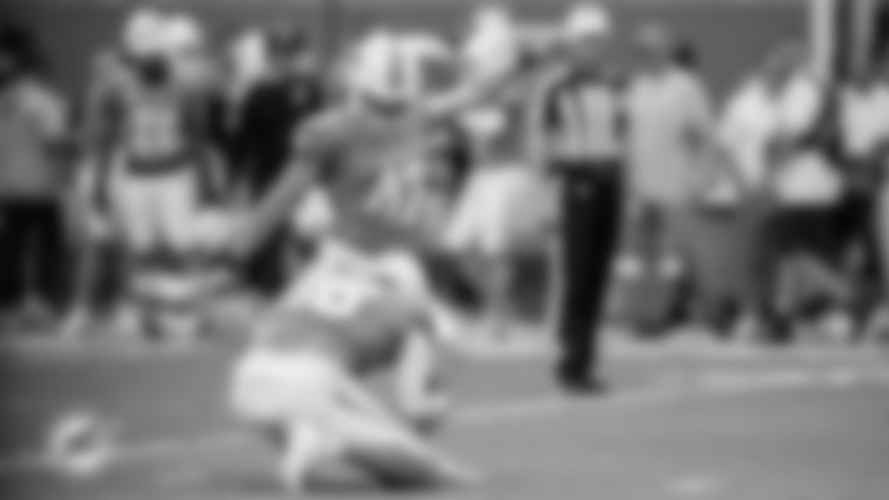 Miami Dolphins punter Jake Bailey (16) holds the ball for kicker Riley Patterson (47) during an NFL football game against the Tampa Bay Buccaneers on Sunday, Dec. 28, 2025 in Miami Gardens, FL. (Tomas Diniz Santos/Miami Dolphins via AP)