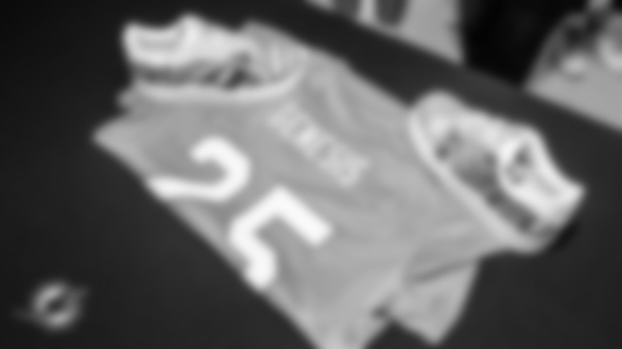 251118-ValuesMatterMiamiJacksonHighschool-RG021