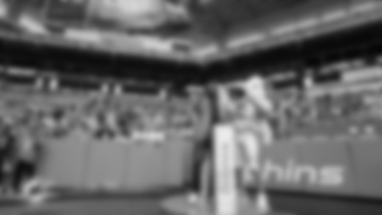 an NFL football game against the New Orleans Saints on Sunday, Nov. 30, 2025 in Miami Gardens, FL. (Ruben Gonzalez/Miami Dolphins via AP)