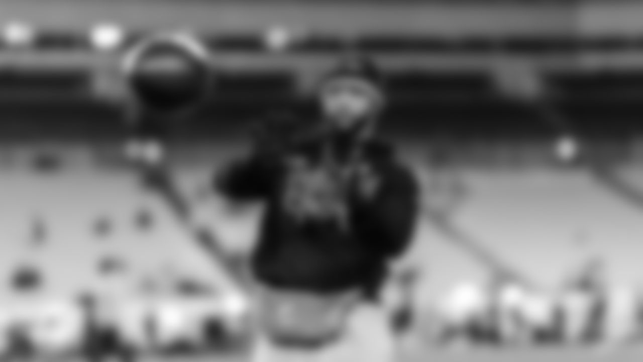 Miami Dolphins safety Dante Trader Jr. (11) warms up before an NFL football game against the Pittsburgh Steelers on Monday, Dec. 15, 2025 in Pittsburgh, PA. (Tomas Diniz Santos/Miami Dolphins via AP)