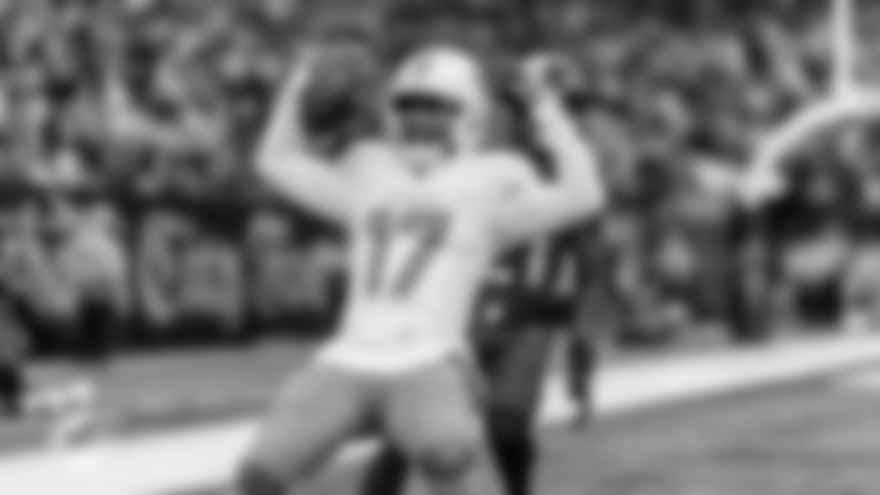 Miami Dolphins wide receiver Jaylen Waddle (17) celebrates a touchdown in the end zone during an NFL football game against the New York Jets on Sunday, Dec. 7, 2025 in East Rutherford, NJ. (Tomas Diniz Santos/Miami Dolphins via AP)