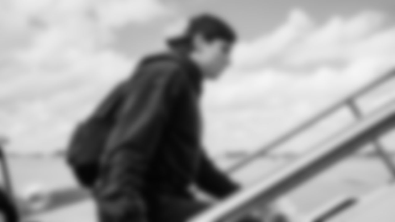 Miami Dolphins cornerback Ethan Bonner (27) during arrivals to the plane for travel to Pittsburgh on Saturday, Dec. 13, 2025, in Fort Lauderdale, Fla. (Tomas Diniz Santos/Miami Dolphins)