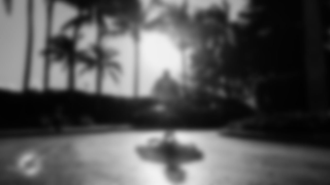 Miami Dolphins wide receiver Cedrick Wilson Jr. (19) arrives before an NFL football game against the Baltimore Ravens on Thursday, Oct. 30, 2025 in Miami Gardens, FL. (Tomas Diniz Santos/Miami Dolphins via AP)