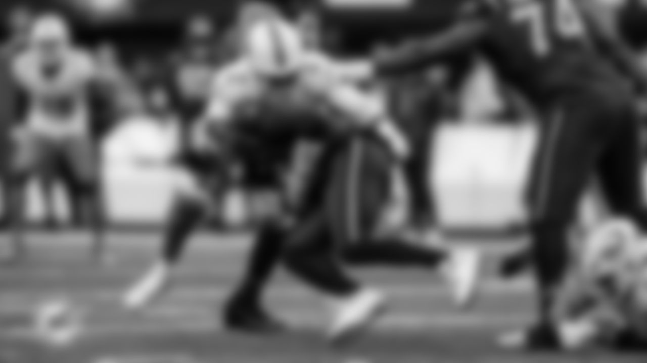 Miami Dolphins linebacker Bradley Chubb (2) sacks the quarterback during an NFL football game against the New York Jets on Sunday, Dec. 7, 2025 in East Rutherford, NJ. (Tomas Diniz Santos/Miami Dolphins via AP)