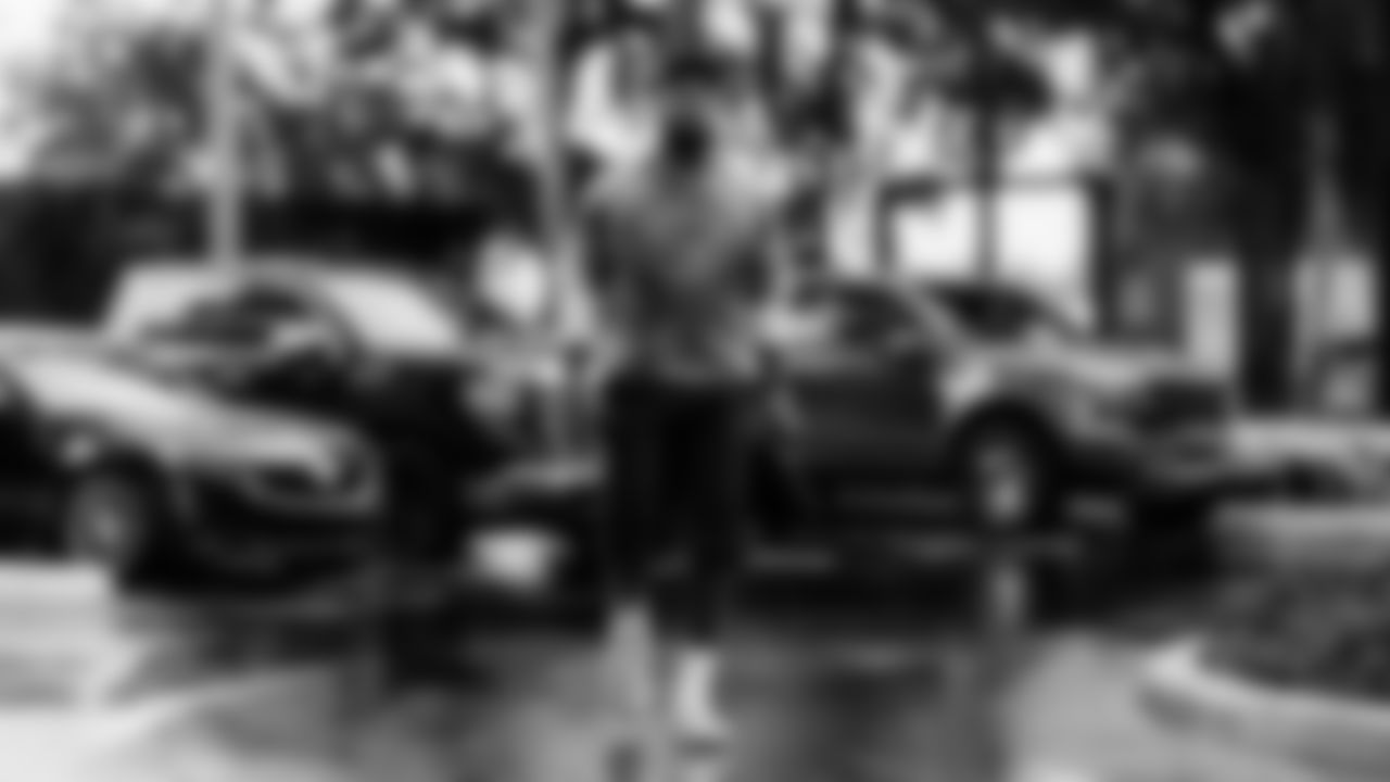 Miami Dolphins linebacker Bradley Chubb (2) arrives before an NFL football game against the New Orleans Saints on Sunday, Nov. 30, 2025 in Miami Gardens, FL. (Tomas Diniz Santos/Miami Dolphins via AP)