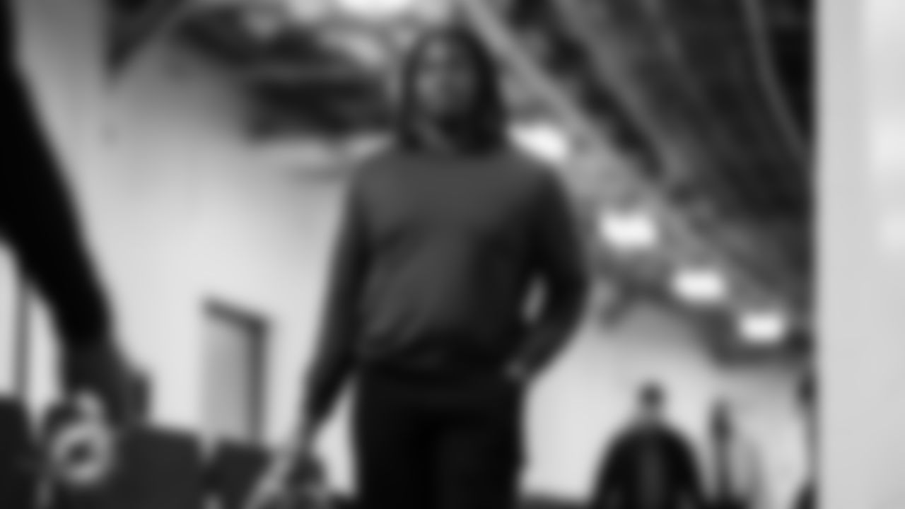 Miami Dolphins tackle Patrick Paul (52) arrives before an NFL football game against the Pittsburgh Steelers on Monday, Dec. 15, 2025 in Pittsburgh, PA. (Tomas Diniz Santos/Miami Dolphins via AP)