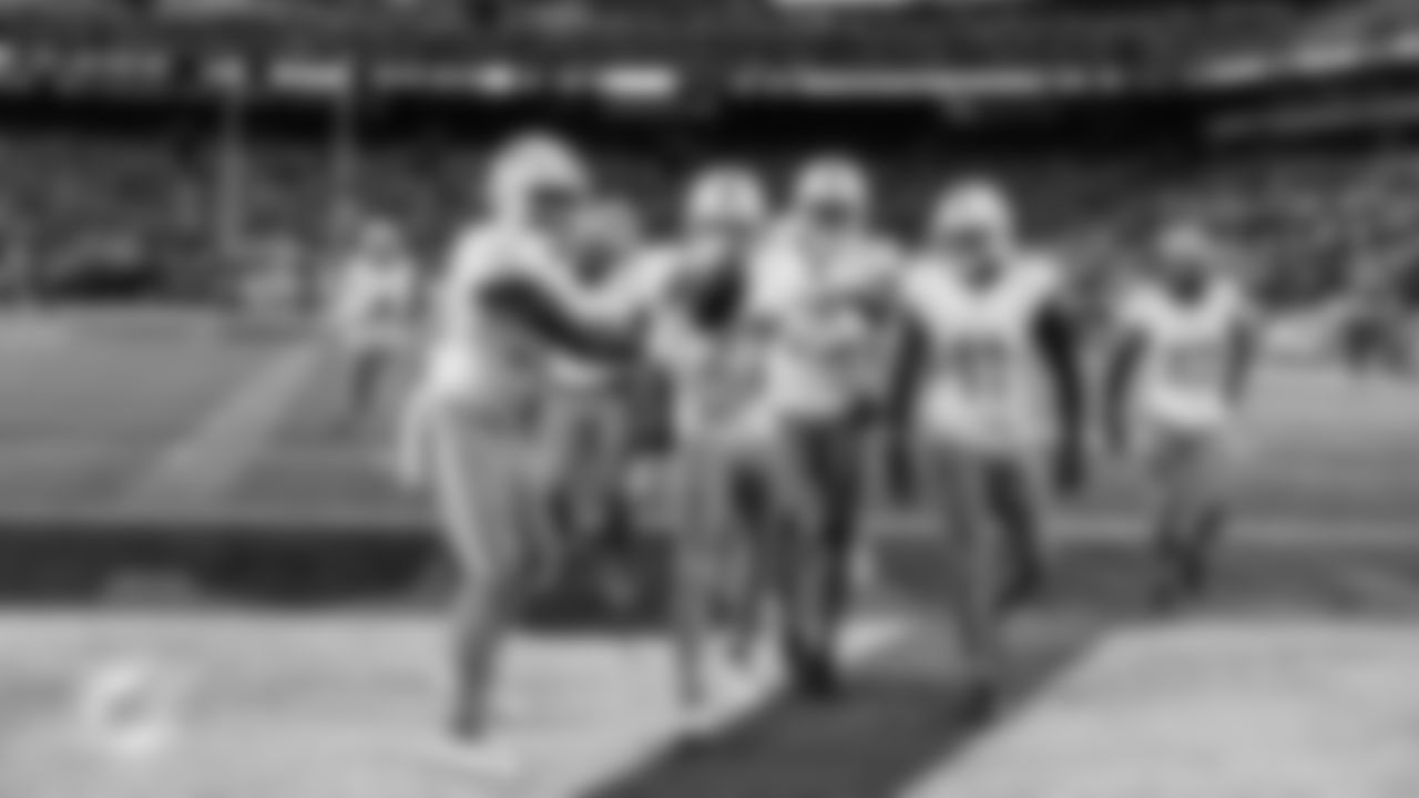 Miami Dolphins cornerback Ethan Bonner (27) celebrates catching an interception during an NFL football game against the New York Jets on Sunday, Dec. 7, 2025 in East Rutherford, NJ. (Tomas Diniz Santos/Miami Dolphins via AP)