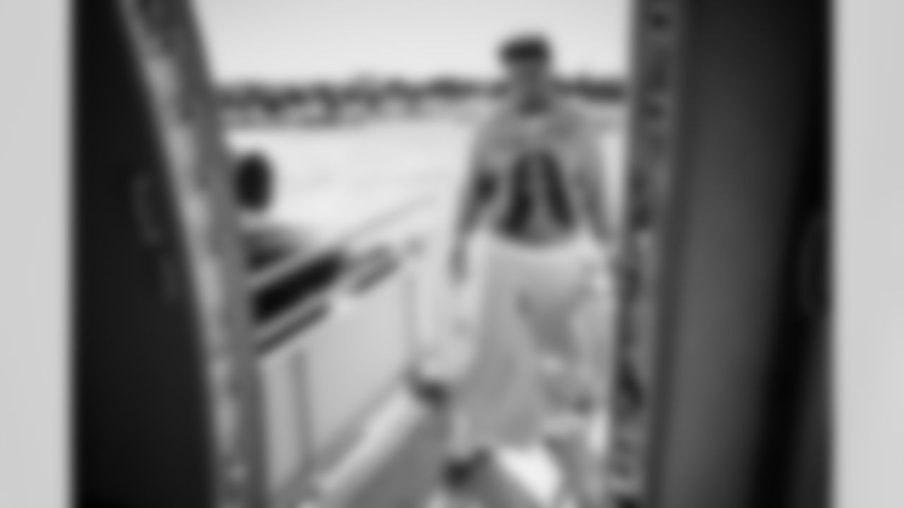 Miami Dolphins wide receiver Malik Washington (6) during arrivals to the plane for travel to Boston on Saturday, Jan. 3, 2026, in Fort Lauderdale, Fla. (Tomas Diniz Santos/Miami Dolphins)