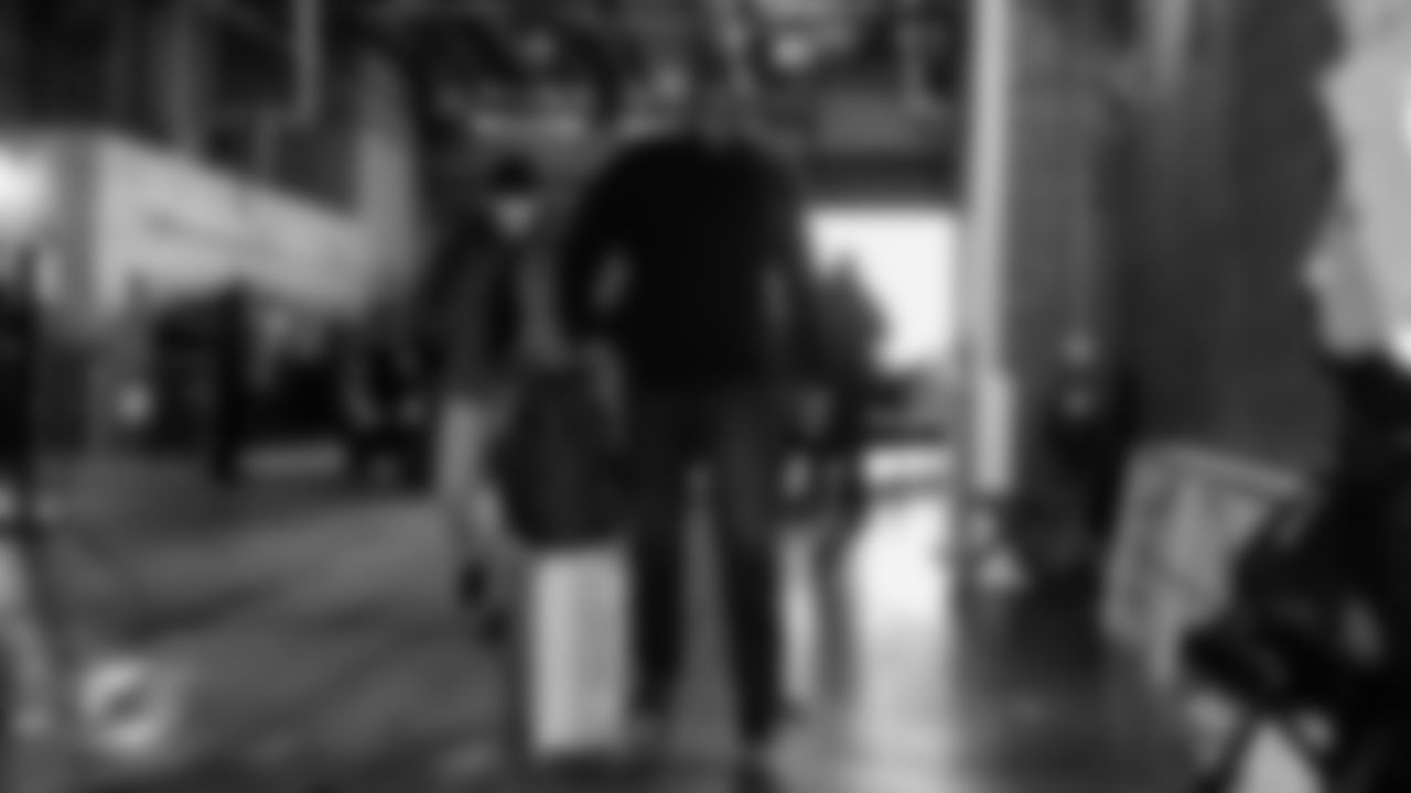 Miami Dolphins defensive tackle Matthew Butler (91) arrives before an NFL football game against the New York Jets on Sunday, Dec. 7, 2025 in East Rutherford, NJ. (Tomas Diniz Santos/Miami Dolphins via AP)